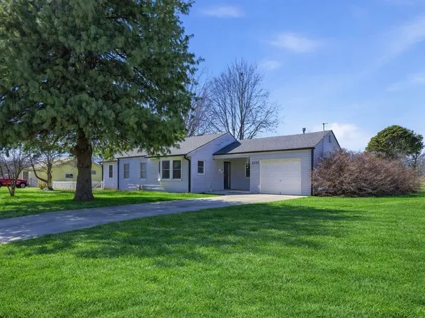 2337 S Holland Avenue, Springfield, MO 65807