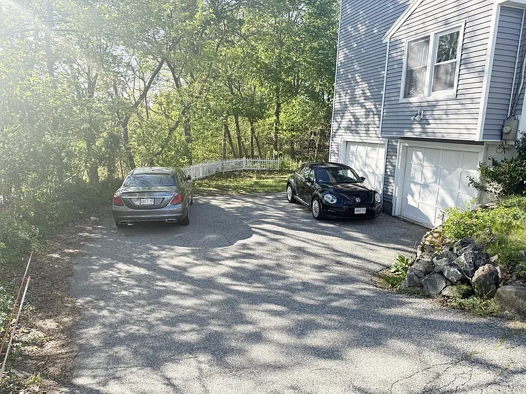14 Kings Ct — Photo 28