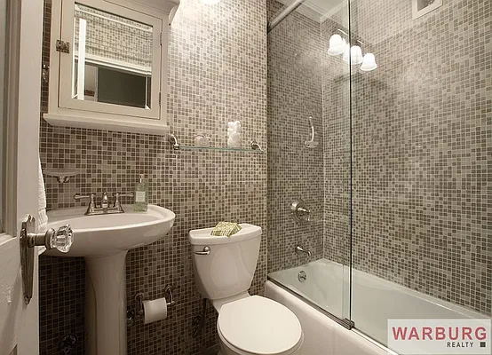 Sold by Warburg | media 20