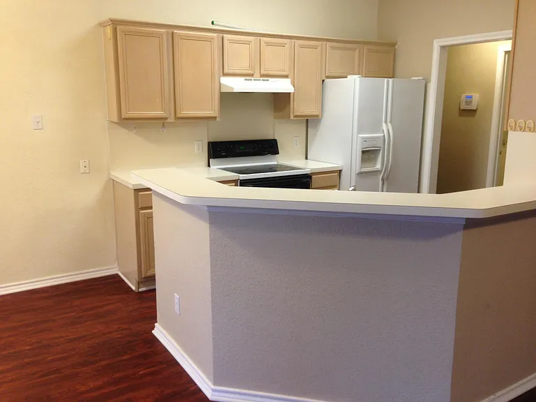 3607 Sunnypark Dr — Photo 3