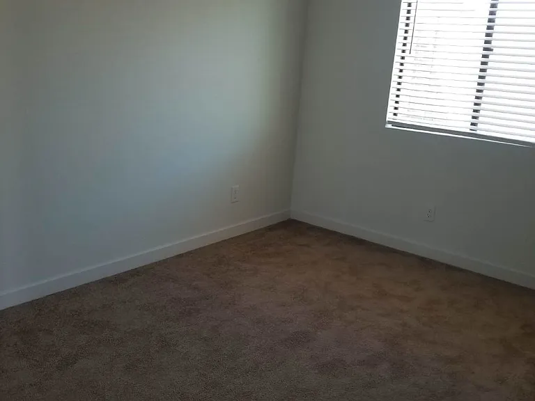 813 E Siesta Dr #C — Photo 15