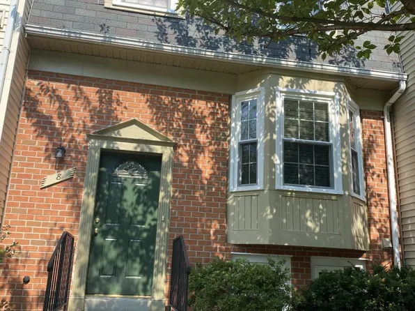 8 Napa Valley Rd, Gaithersburg, MD 20878