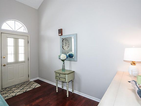 3rd image of 11774 Tennyson Dr