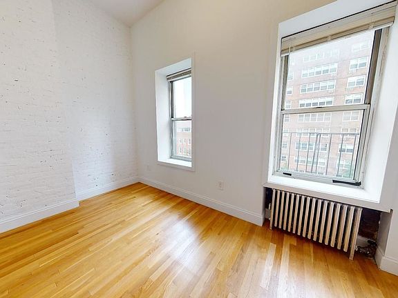 3rd image of 1435 1st Ave #5F