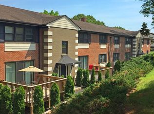 Seramonte, Hamden, CT 06514