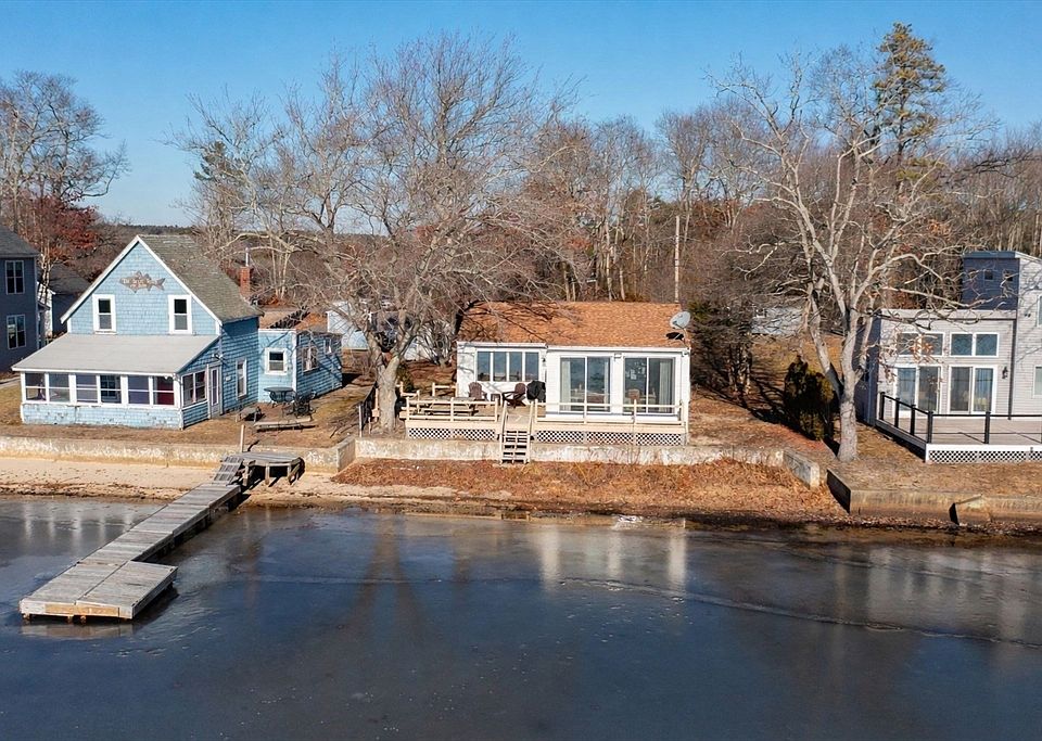 1st image of 46 Blueberry Ln