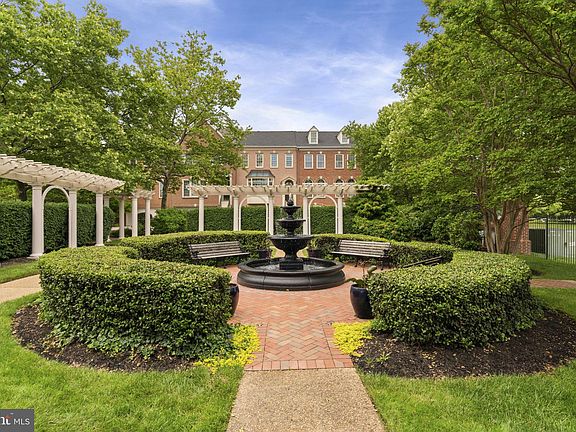 4th image of 4190 Governor Yeardley Ln