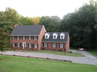 70 Plantation Rd, Martinsville, VA 24112