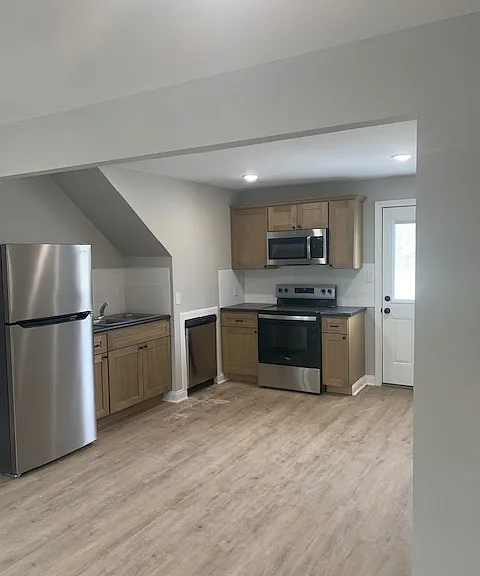 221 Langford Ct #2 — Photo 2