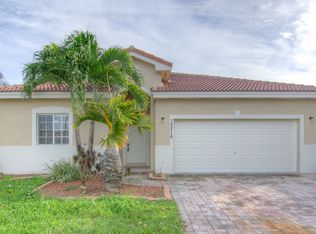 10216 SW 227th Ln, Miami, FL 33190