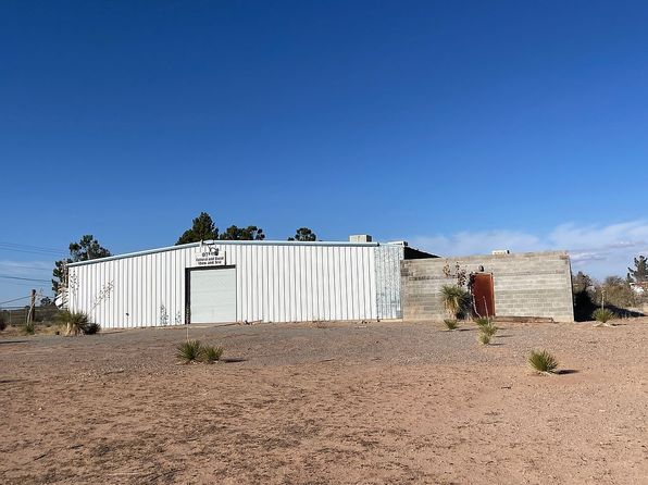 704 Hermosa Dr