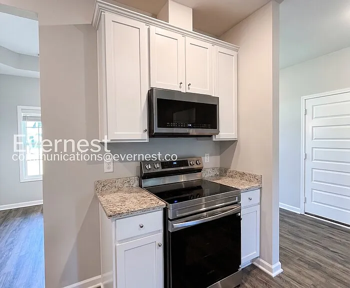 1107 Prospect Ct — Photo 6