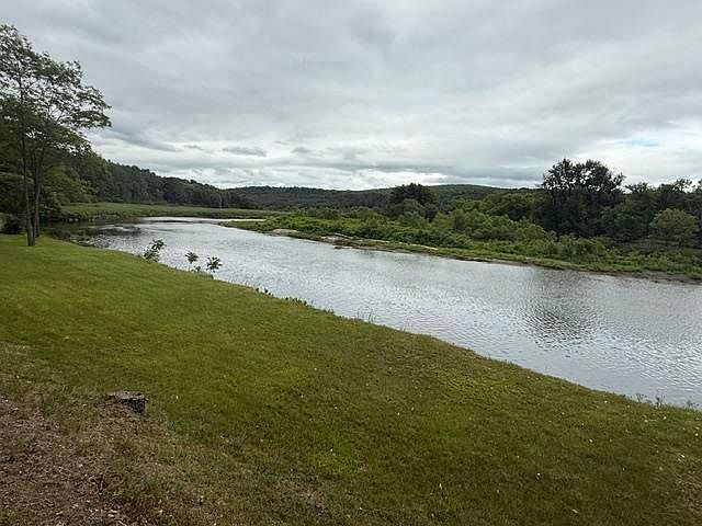 1st image of 548 Bishop Road