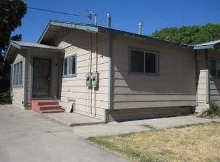 210 1/2 Alturas Ave, Modesto, CA 95351