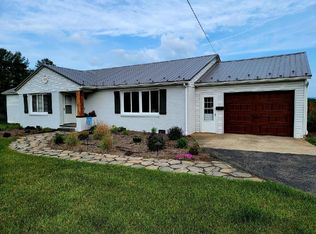 320 Armory Rd, Galax, VA 24333