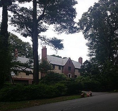 2nd image of 226 Dudley St