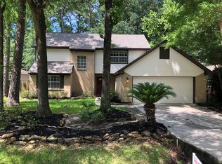 8 Hickory Oak Dr, Spring, TX 77381