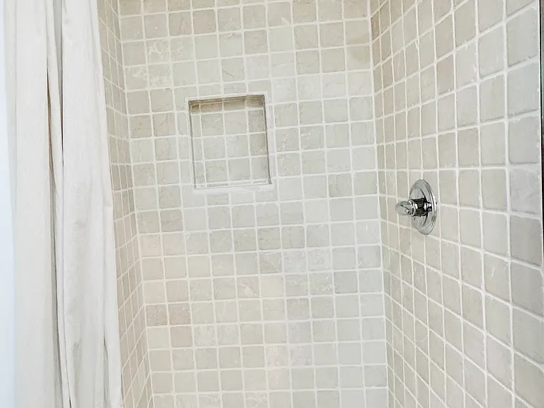 1372 Winston Ct #B — Photo 15
