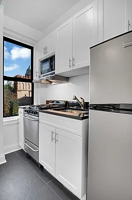 Rented by Cooper & Cooper Real Estate | media 11