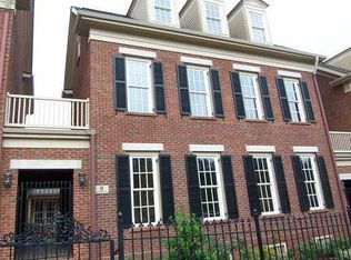 8 Cranston St NW, Huntsville, AL 35806