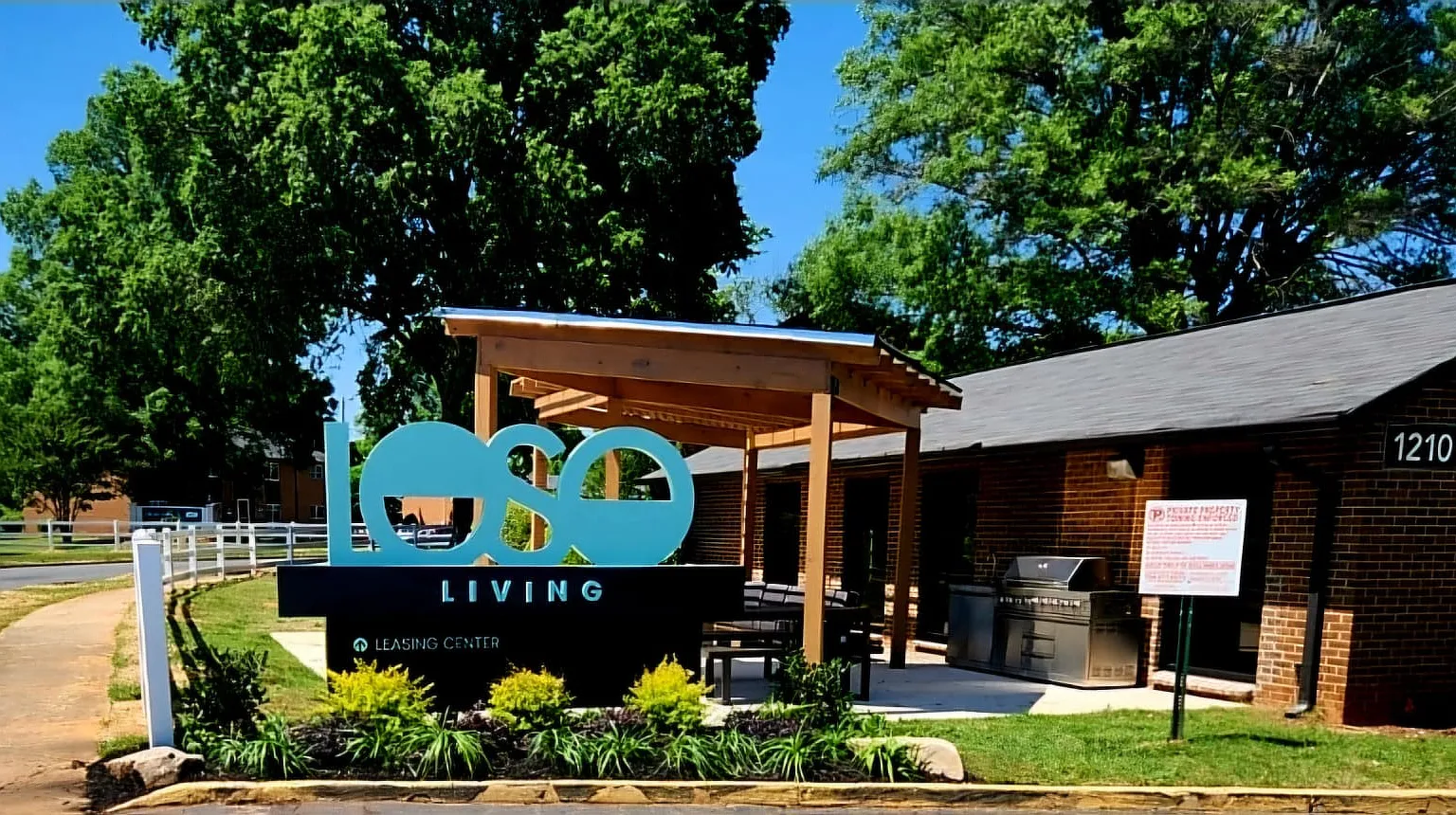 LOSO Living — Photo 1