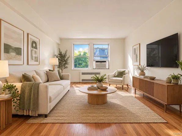 26-21 Union Street #2C, Flushing, NY 11354