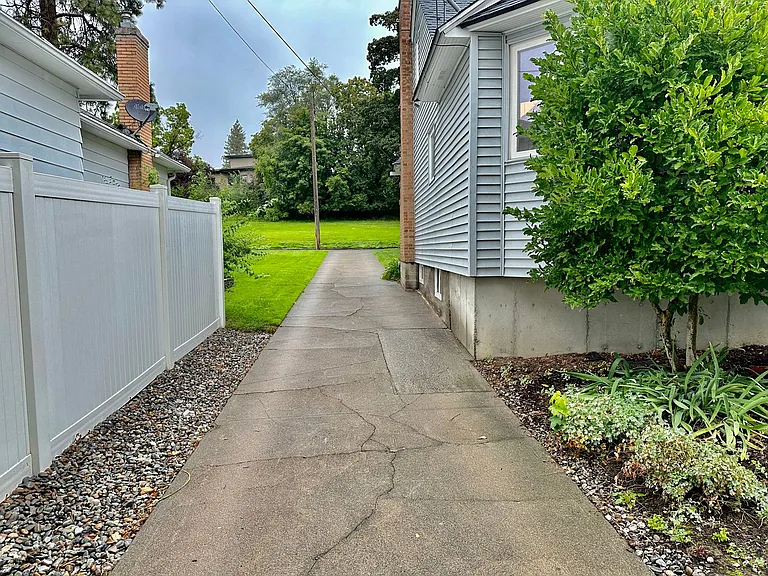 3419 N Park Blvd — Photo 23