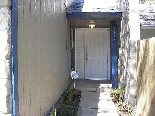 3rd image of 1235 LONGMONT DR #0