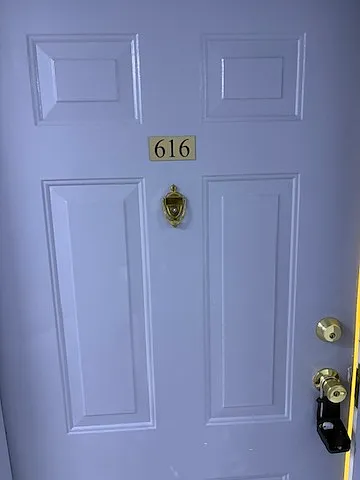 1600 Park Cir #616 — Photo 2