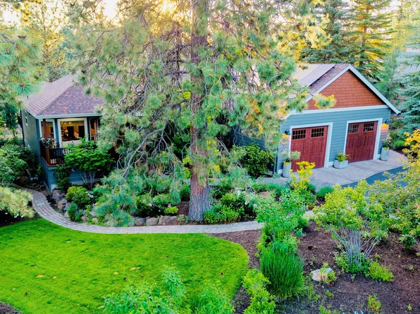 2755 NW Champion Cir, Bend, OR 97703