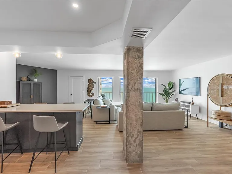 2301 Gulf Of Mexico Dr #102N — Photo 26