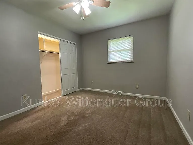 304 S Hilgard St — Photo 11