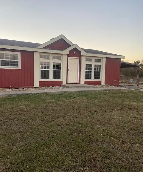 480 Private Road 948 — Photo 3