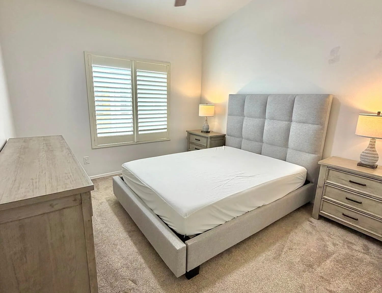 2 bed, 2.5 bath, 1100 sqft, $2,300 — Photo 4