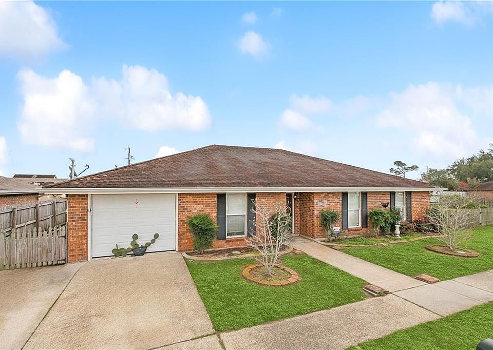 1st image of 3221 Riverland Dr
