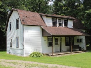 230 3rd St, Pleasantville, PA 16341