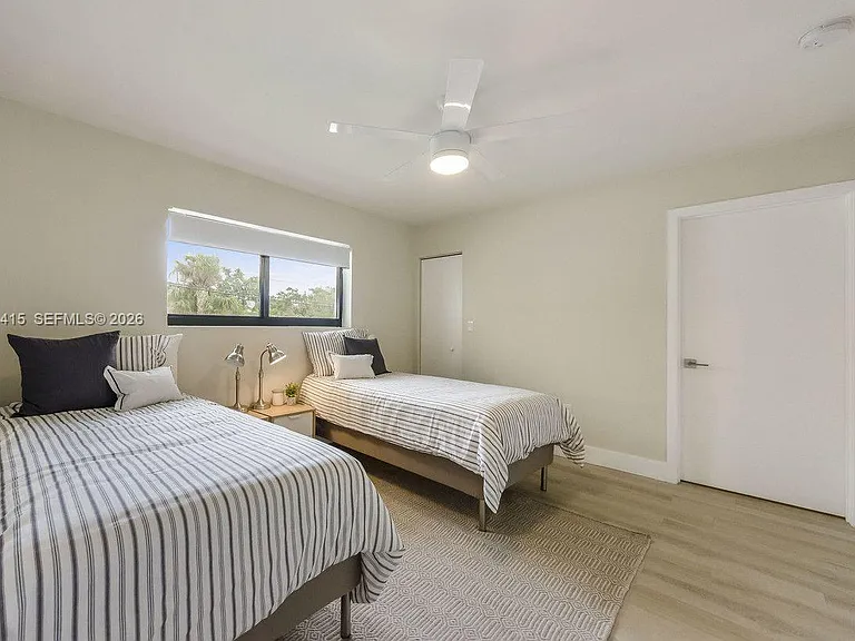 800 S Dixie Hwy #208 — Photo 11