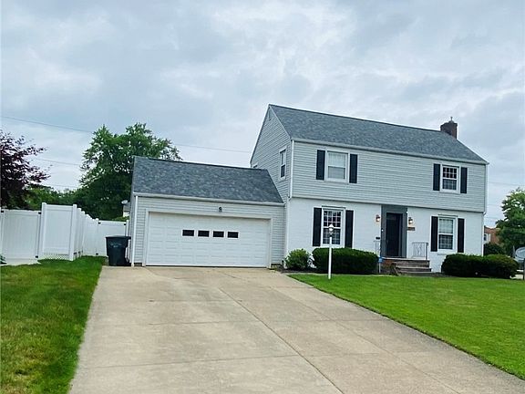 2nd image of 3095 Foster Dr NE