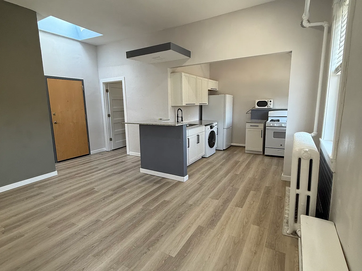 1 bed, 750 sqft, $1,100 — Photo 1
