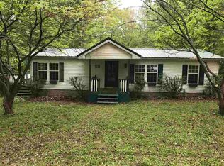 234 Woodview Ln, Scottsville, KY 42164