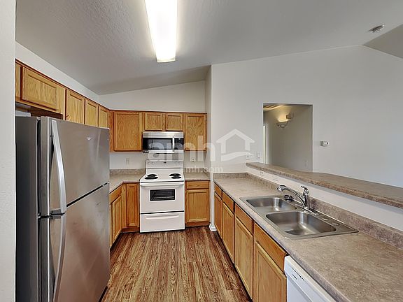 3rd image of 14908 N 125th Ln