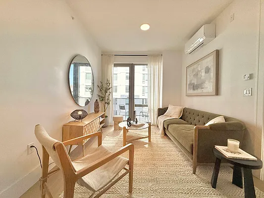 Rented by Watermark Capital Management LLC | media 13