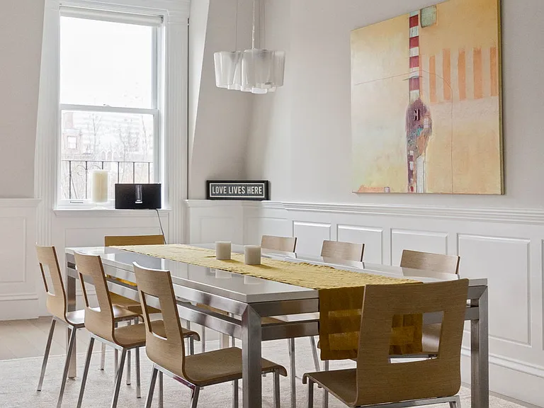 135 Commonwealth Ave #Penthouse 7/8 — Photo 16