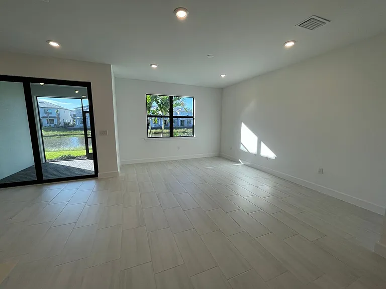4101 Sonoma Oaks Cir — Photo 13