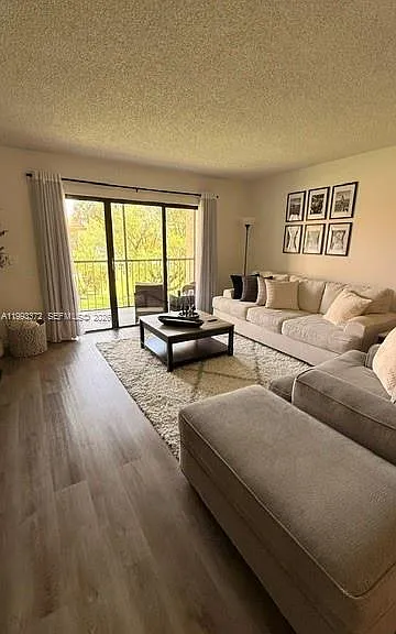 231 Lakeview Dr #204 — Photo 12