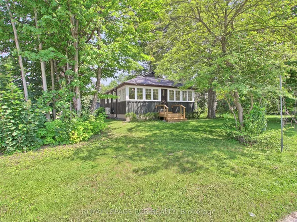 3967 Algonquin Ave, Innisfil, ON L9S 2M1