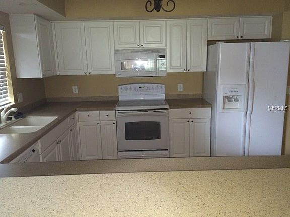 3rd image of 5048 Harbour Dr