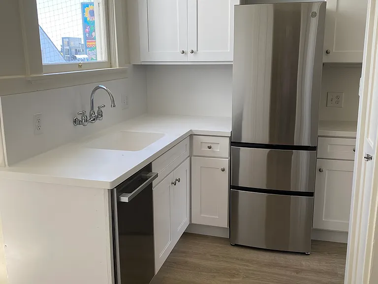 151 Dolores St #5 — Photo 6