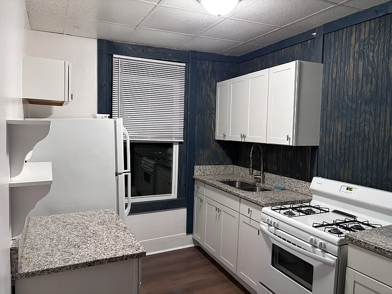 1826 Woodrow St #B — Photo 7