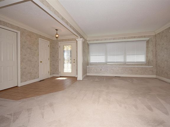 5th image of 4703 Pine Glen Ct